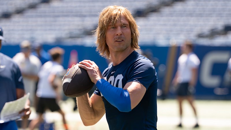 glen-powell-s-chad-powers-blends-comedy-with-a-message-of-redemption