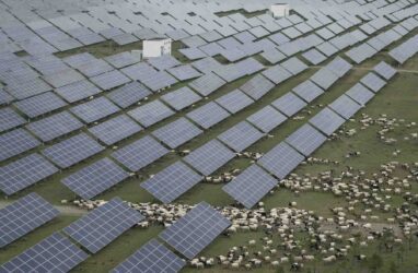 global-solar-installations-surge-64-in-2025-reaching-380-gw