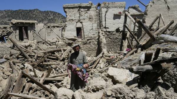 hundreds-feared-dead-after-6-0-magnitude-quake-strikes-afghanistan