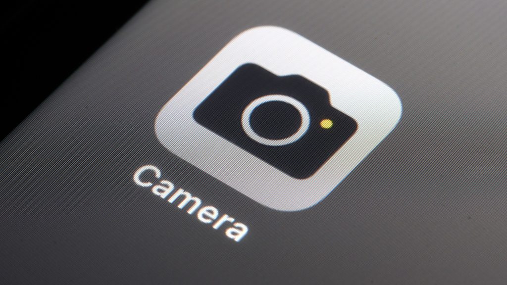iphone-camera-translates-text-instantly-discover-how-to-use-it-