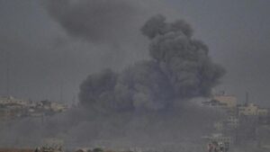 israeli-strikes-kill-14-in-gaza-as-hamas-issues-hostage-threats