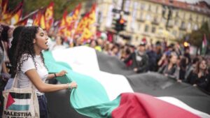 italian-workers-strike-for-gaza-disrupting-transport-nationwide