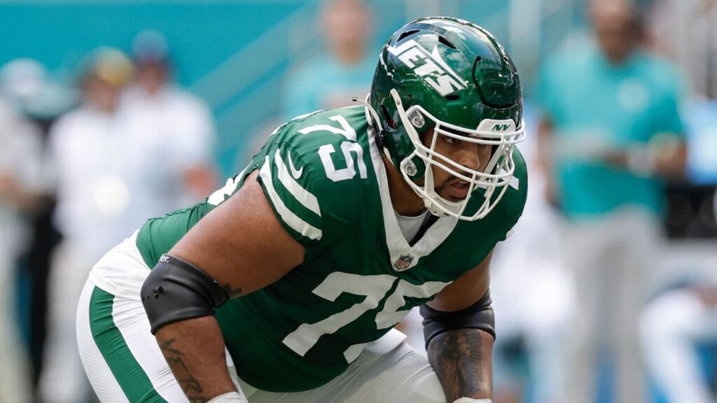 jets-alijah-vera-tucker-faces-potential-season-ending-surgery