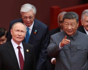 leaders-eye-immortality-a-future-full-of-consequences