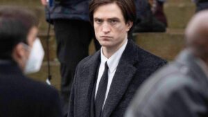 matt-reeves-promises-unique-villain-in-the-batman-part-ii