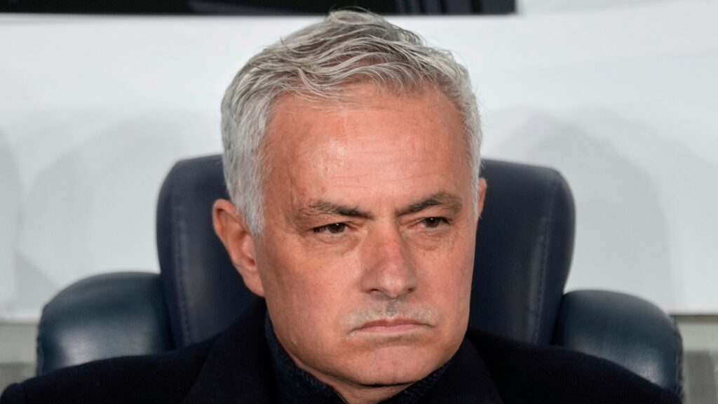 mourinho-negotiates-return-to-benfica-after-fenerbahce-exit