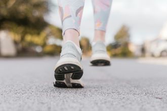 new-study-reveals-walking-changes-how-we-process-sound