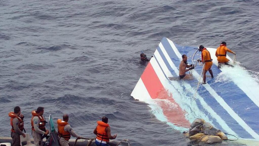 new-trial-over-france-s-deadliest-air-crash-starts-today