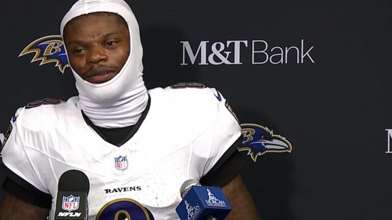 nfl-declines-to-discipline-lamar-jackson-after-fan-altercation