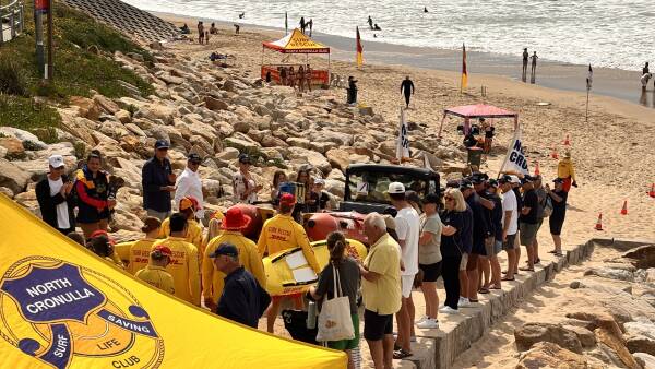 north-cronulla-surf-patrols-kick-off-100th-year-with-bagpiper