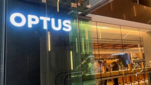 optus-faces-backlash-after-emergency-call-failings-linked-to-deaths