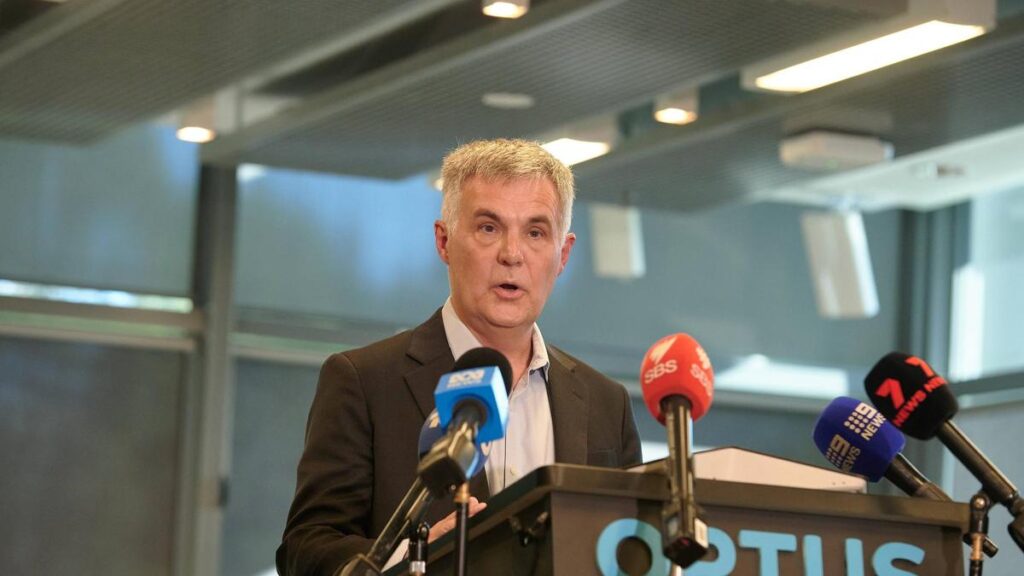 optus-faces-scrutiny-after-triple-0-service-failure-leads-to-deaths