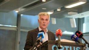 optus-faces-scrutiny-after-triple-0-service-failure-leads-to-deaths