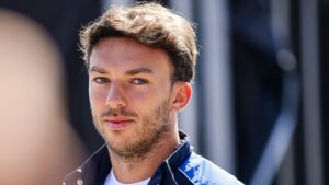 pierre-gasly-extends-alpine-contract-through-2028