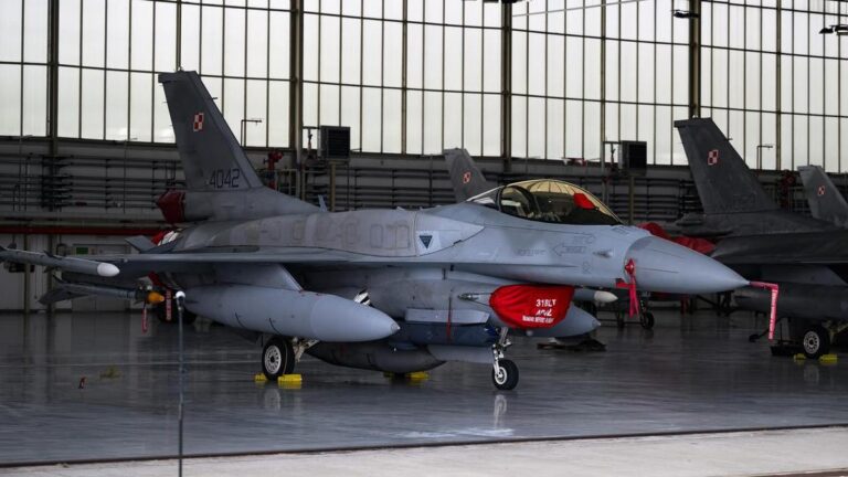 poland-activates-air-force-amid-urgent-drone-threat-from-russia