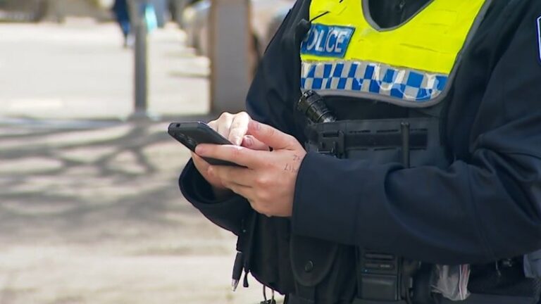 police-unveil-new-phones-with-70-exclusive-apps-for-efficiency