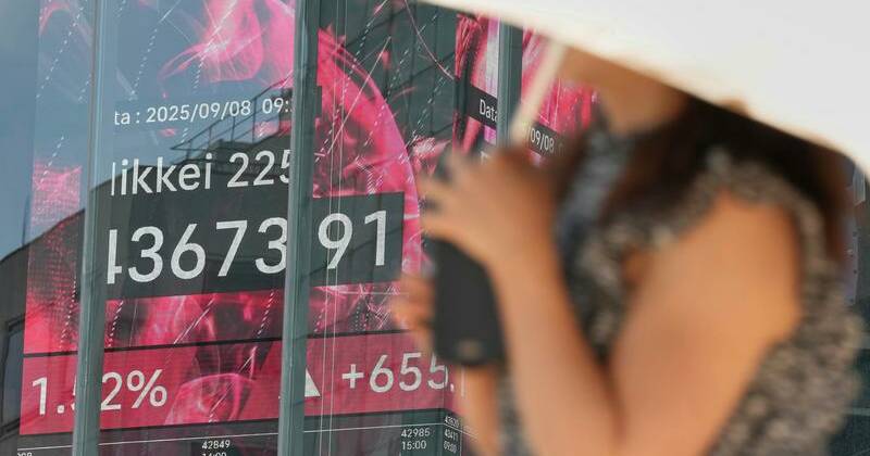 rate-cut-expectations-drive-markets-as-japan-faces-political-shift