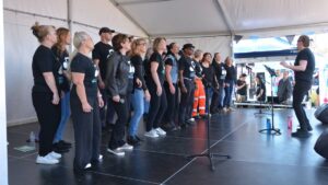 springwood-festival-thrives-with-crowds-entertainment-and-community-spirit