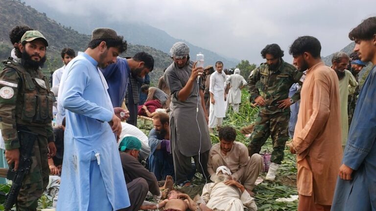 taliban-appeals-for-aid-as-800-die-in-afghanistan-quake
