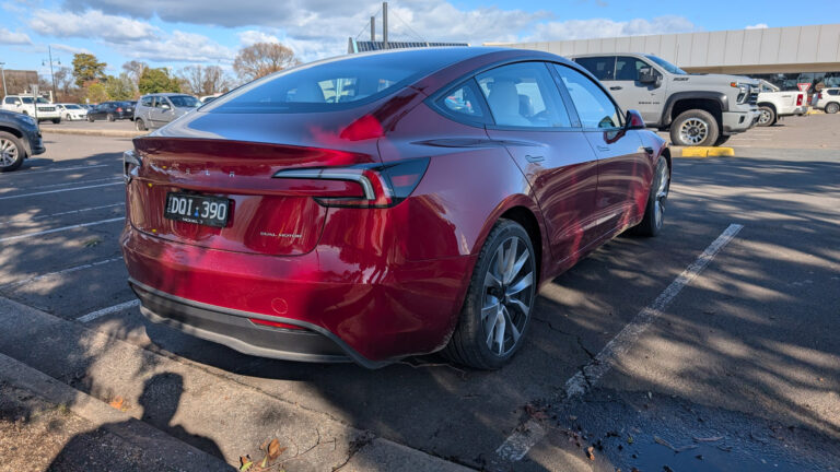 tesla-launches-fsd-supervised-in-australia-a-game-changer-