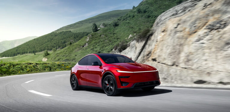 tesla-model-y-performance-returns-to-australia-in-december-2023