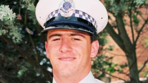 thousands-mourn-slain-officer-neal-thompson-in-melbourne-service