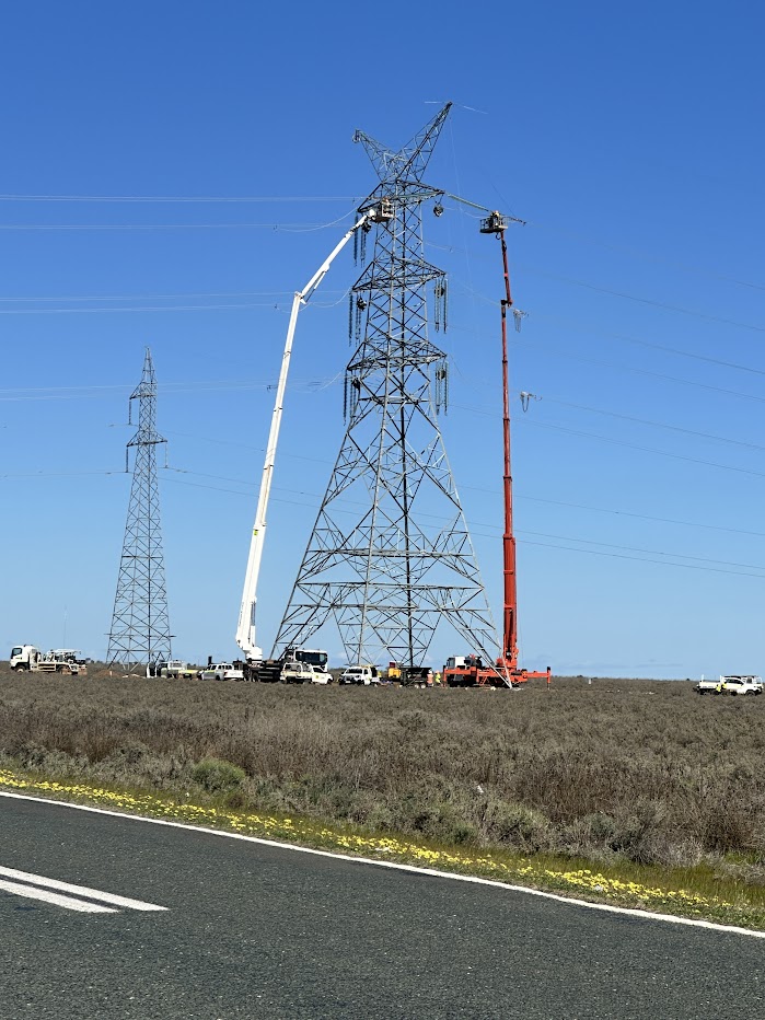transgrid-unveils-buronga-substation-boosting-power-capacity-urgently