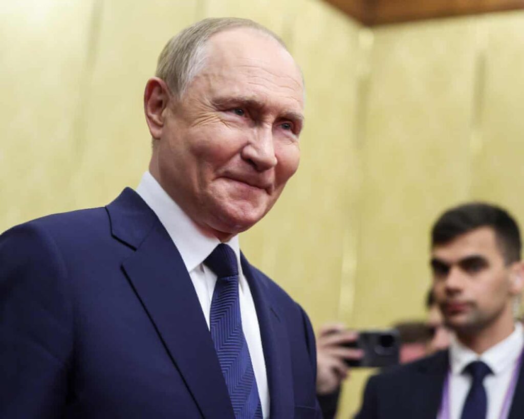 trump-fails-to-act-as-putin-deadline-passes-amid-escalating-ukraine-conflict