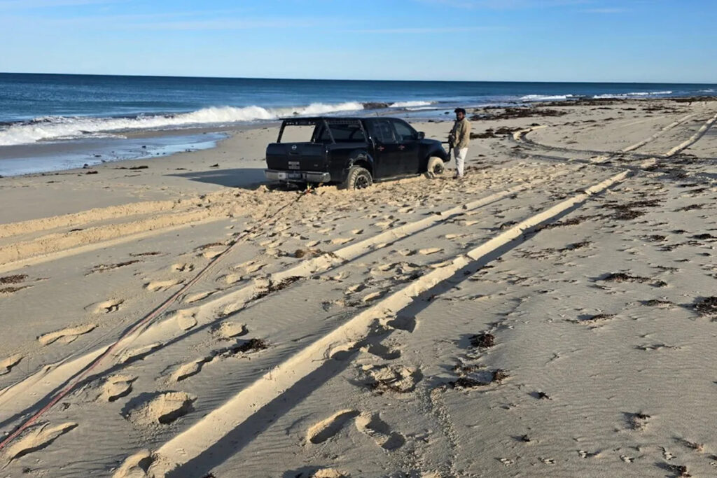 urgent-alert-carry-these-25-essentials-to-avoid-4wd-disasters