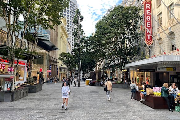urgent-sting-on-brisbane-fast-food-fair-work-cracks-down-now