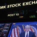 us-stocks-mixed-as-powell-s-remarks-fuel-rate-cut-speculation