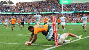 wallabies-fall-short-in-thrilling-28-26-loss-to-argentina