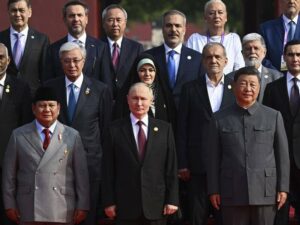 world-leaders-unite-at-china-s-military-parade-for-wwii-anniversary