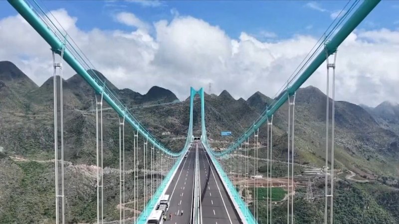 world-s-tallest-bridge-opens-in-china-soaring-over-600-meters