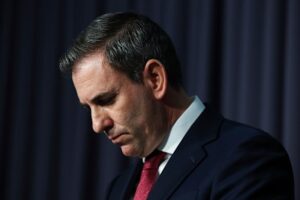 young-australians-brace-for-higher-taxes-over-next-decade