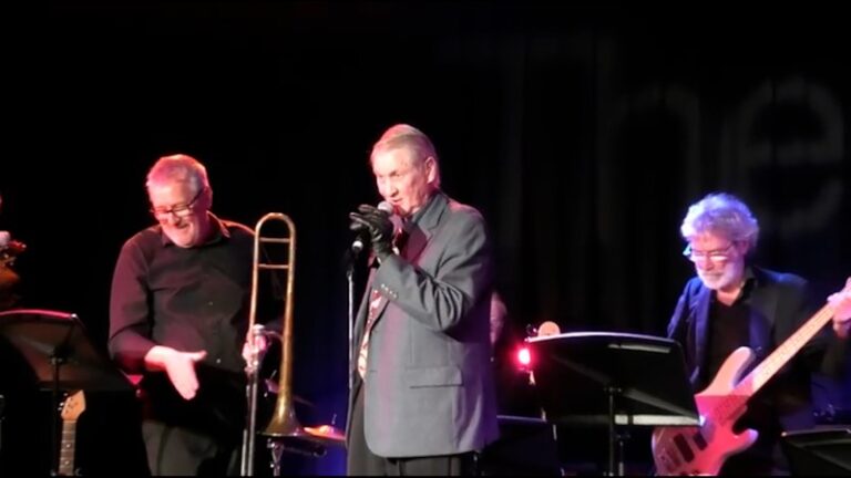 80-year-old-paul-williams-takes-the-stage-with-mojo-jazz-orchestra