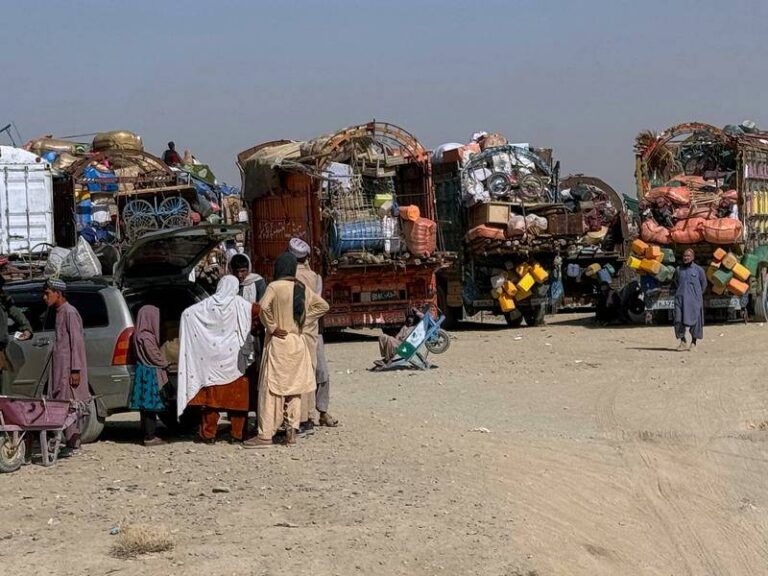afghanistan-and-pakistan-renew-peace-talks-amid-border-tensions