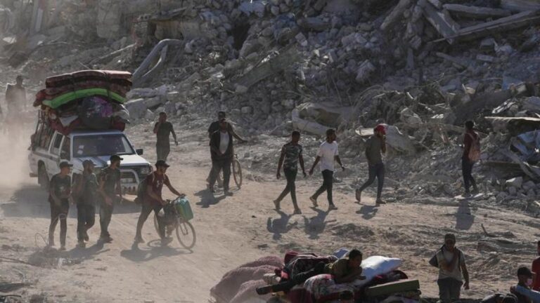 aid-enters-gaza-as-hostage-body-dispute-continues