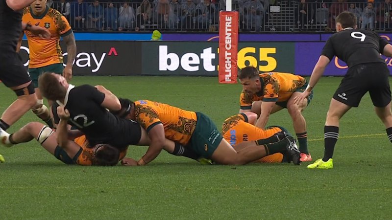 alaalatoa-try-disallowed-hooper-receives-yellow-card-in-match
