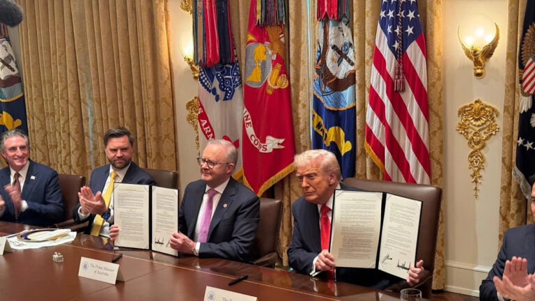 albanese-reveals-gifts-to-trump-amid-aukus-praise-urgent-update