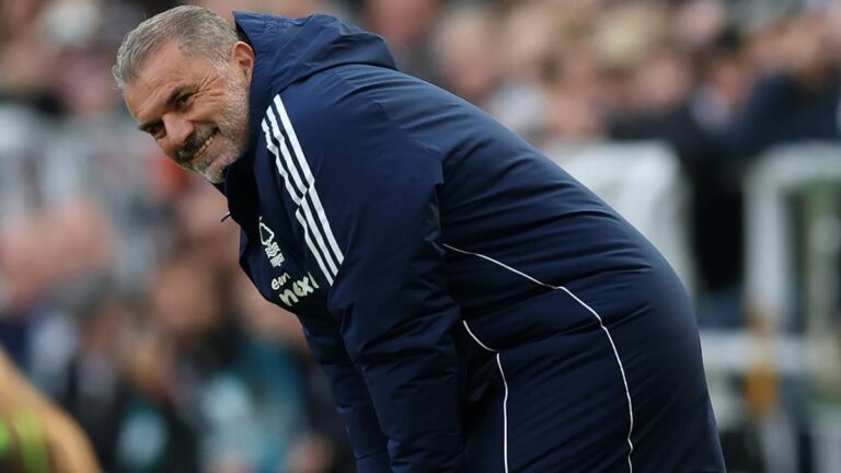 Newcastle United v Nottingham Forest - Premier League