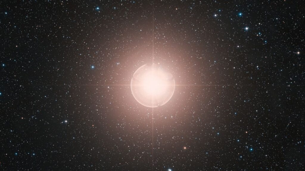 astronomers-discover-betelgeuse-s-surprising-young-companion