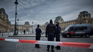 audacious-louvre-heist-exposes-vulnerabilities-in-museum-security
