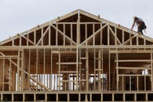Spurred By Rising Prices, Phoenix Undergoes A New Housing Boom