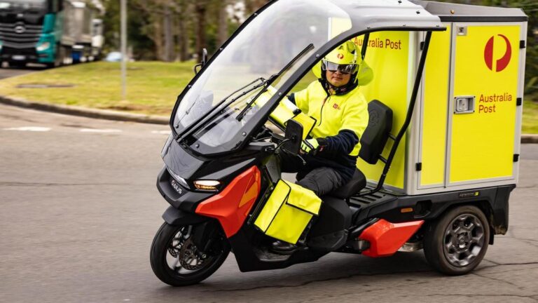 australia-post-to-roll-out-500-electric-trikes-by-christmas
