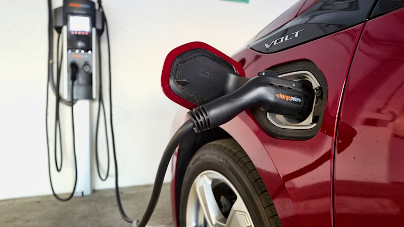 australia-s-energy-future-carbon-pricing-could-cut-bills-by-50-