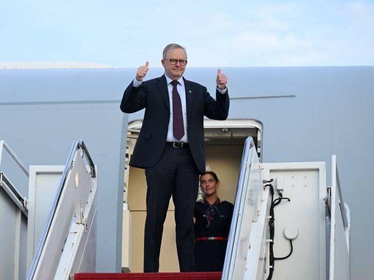 australia-secures-13-billion-pact-with-trump-amid-urgent-need