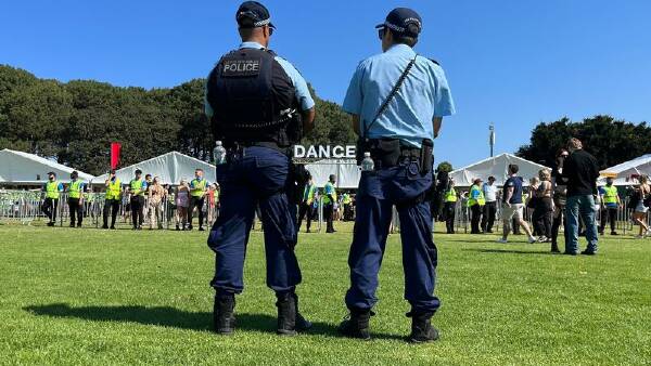 authorities-confirm-drug-dogs-and-strip-searches-to-remain-at-festivals