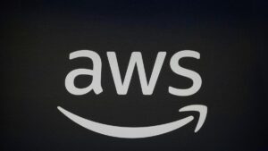 aws-outage-disrupts-millions-major-apps-recovering-now