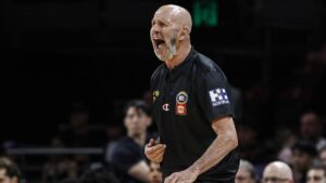 breaking-goorjian-ejected-as-kings-defeat-wildcats-94-72
